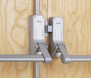 Town Center Locksmith Shop Seattle, WA 206-886-3862 - 8-Push-Bars